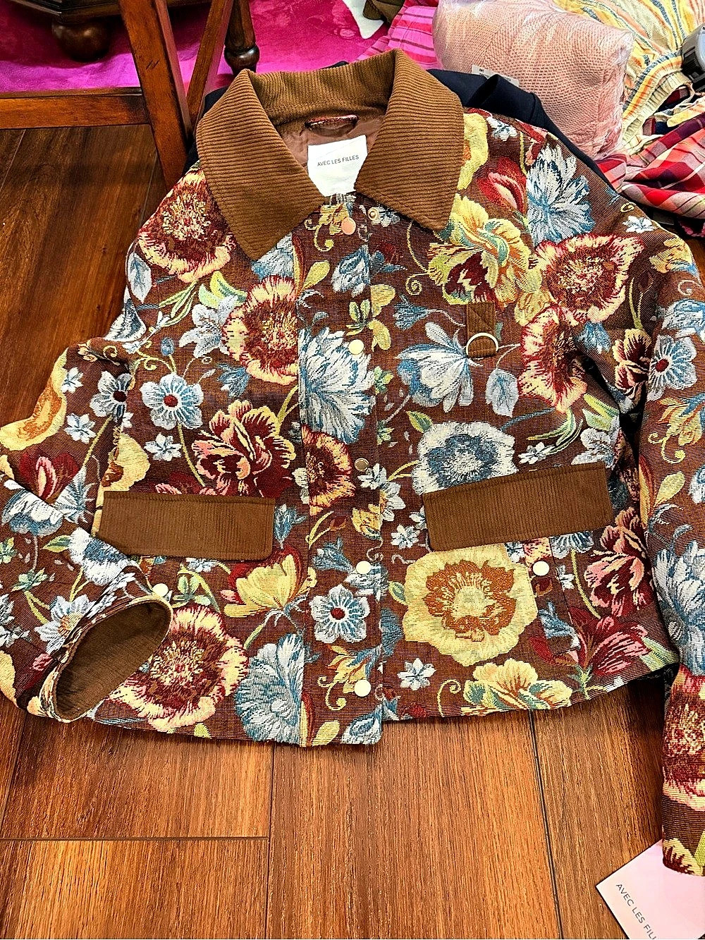 Avec Les Filles Floral Brocade Fitted Blazer With Lace Trim Sleeves Brown